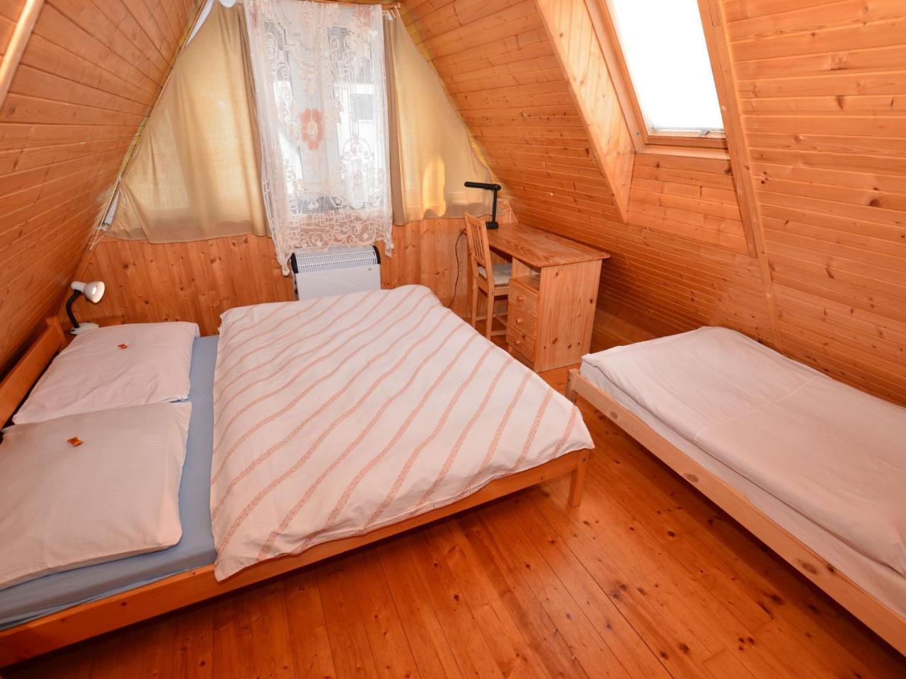 Nice Holiday Home In The Ore Mountains Only 500M From The ChairliftLoučná pod Klínovcem エクステリア 写真